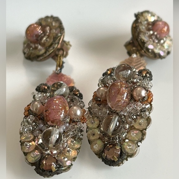 vintage Artisan made clip on earrings. - Picture 5 of 6